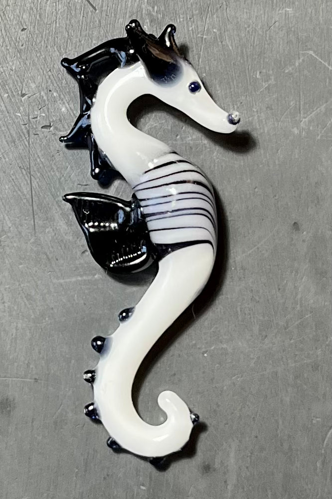 Sea Horse Splendor: Hand-Blown Black and White Glass Pendant - GLASSnFIRE
